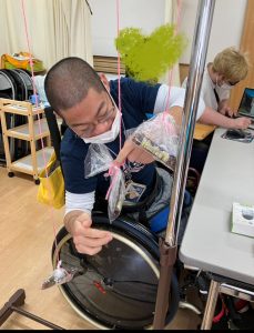 お菓子取競争③